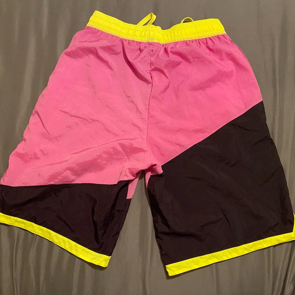 Nike Basketball Shorts - Picture 5 of 7